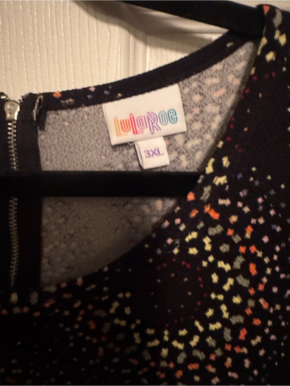 NWT LuLaRoe Sz 3XL Amelia Short Sleeve Black Circle-Print Fit & Flare Dress - Picture 3 of 10